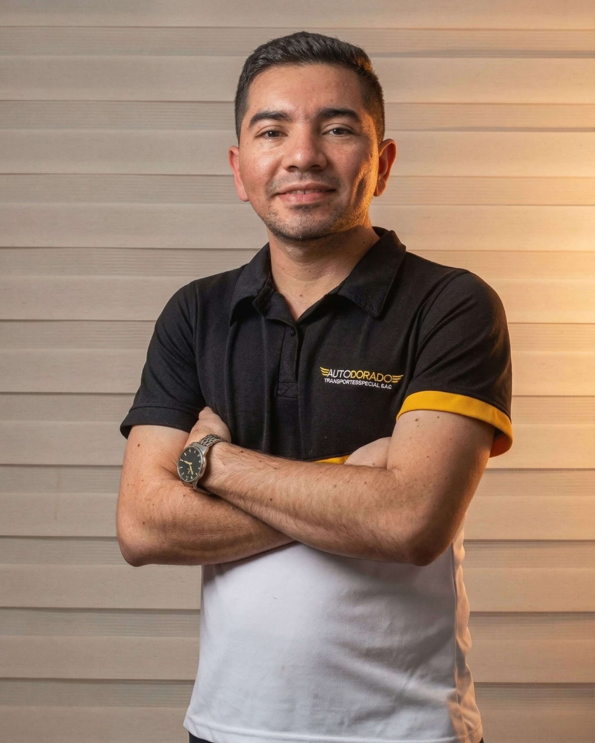 Auxiliar Contable y Oficial de Cumplimiento